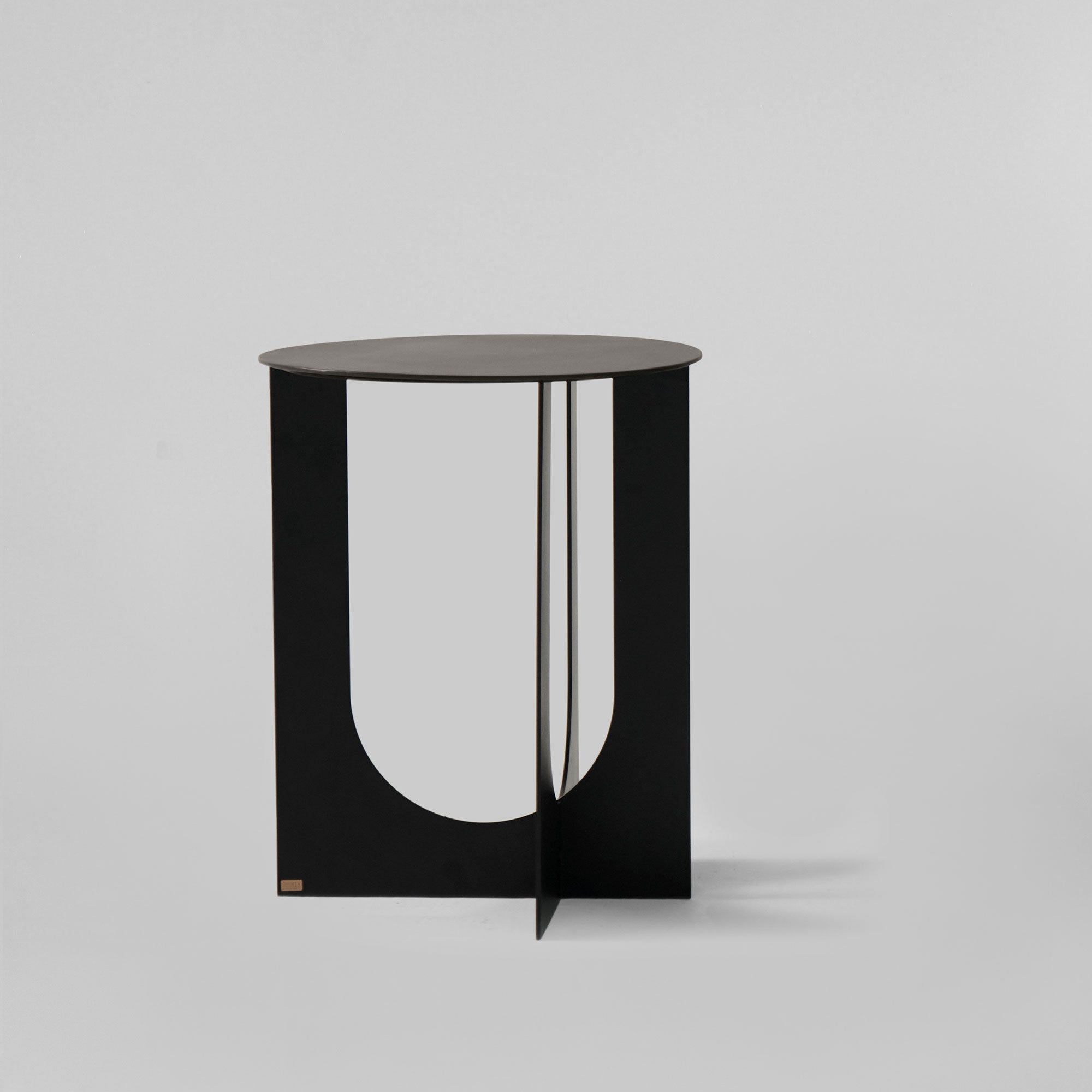 Mesa Auxiliar Bezier Metal