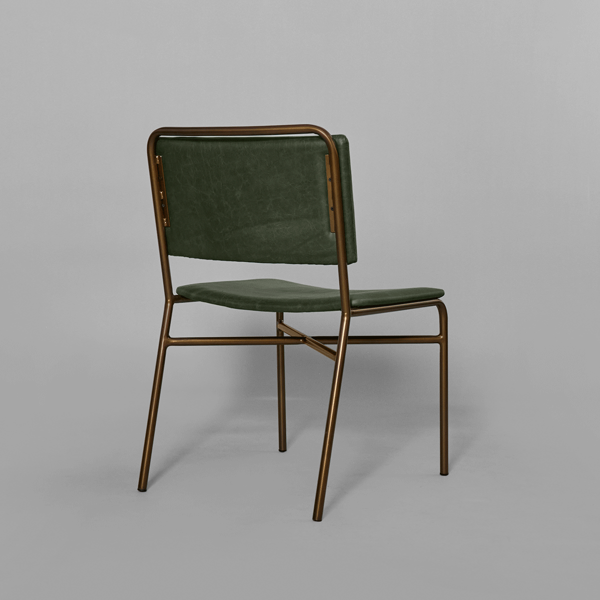 Silla Levna Cuero