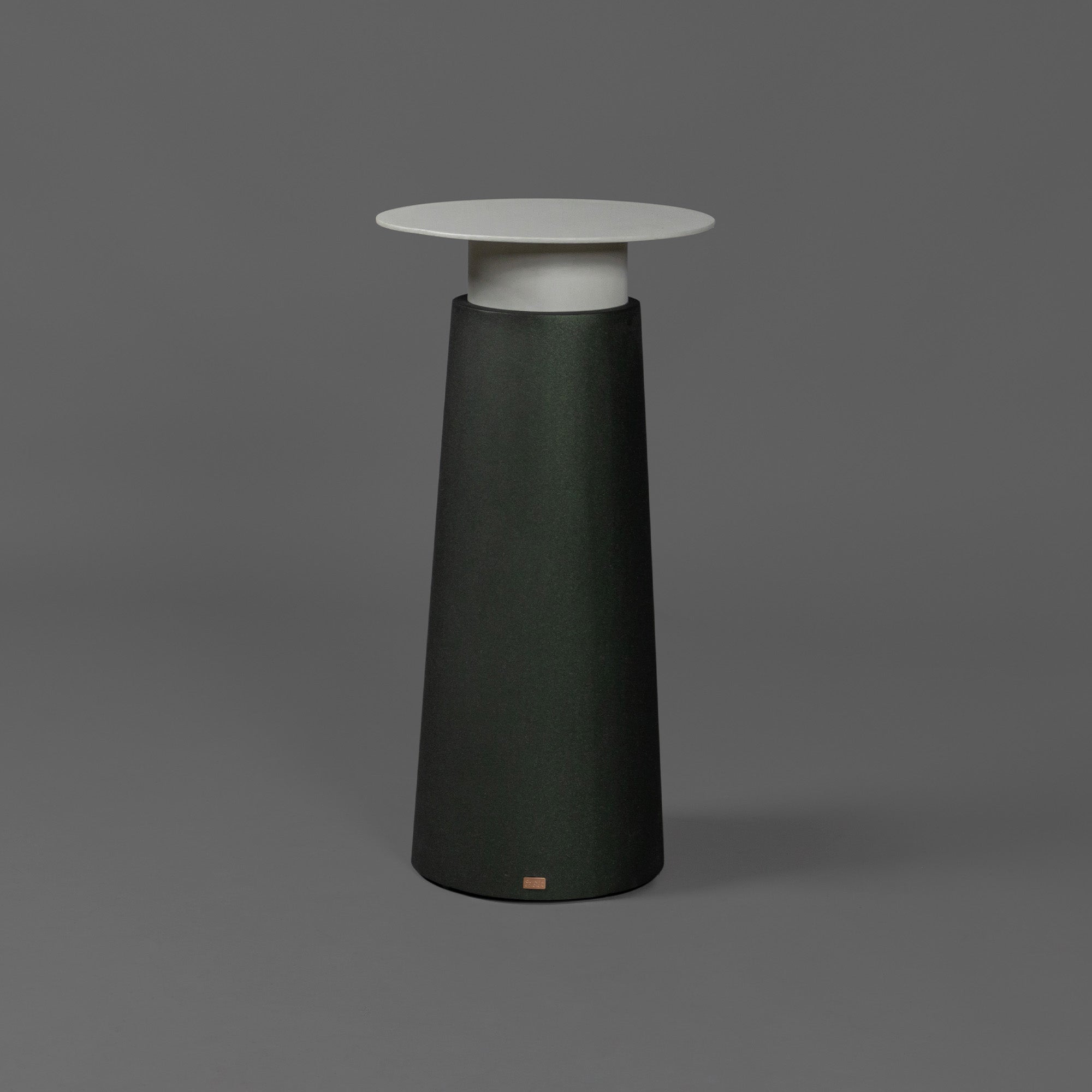 Mesa Auxiliar Batu Metal