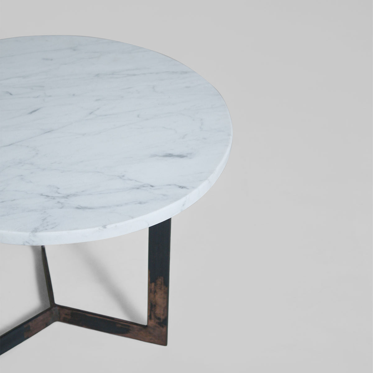 Mesa Auxiliar Stone Mármol
