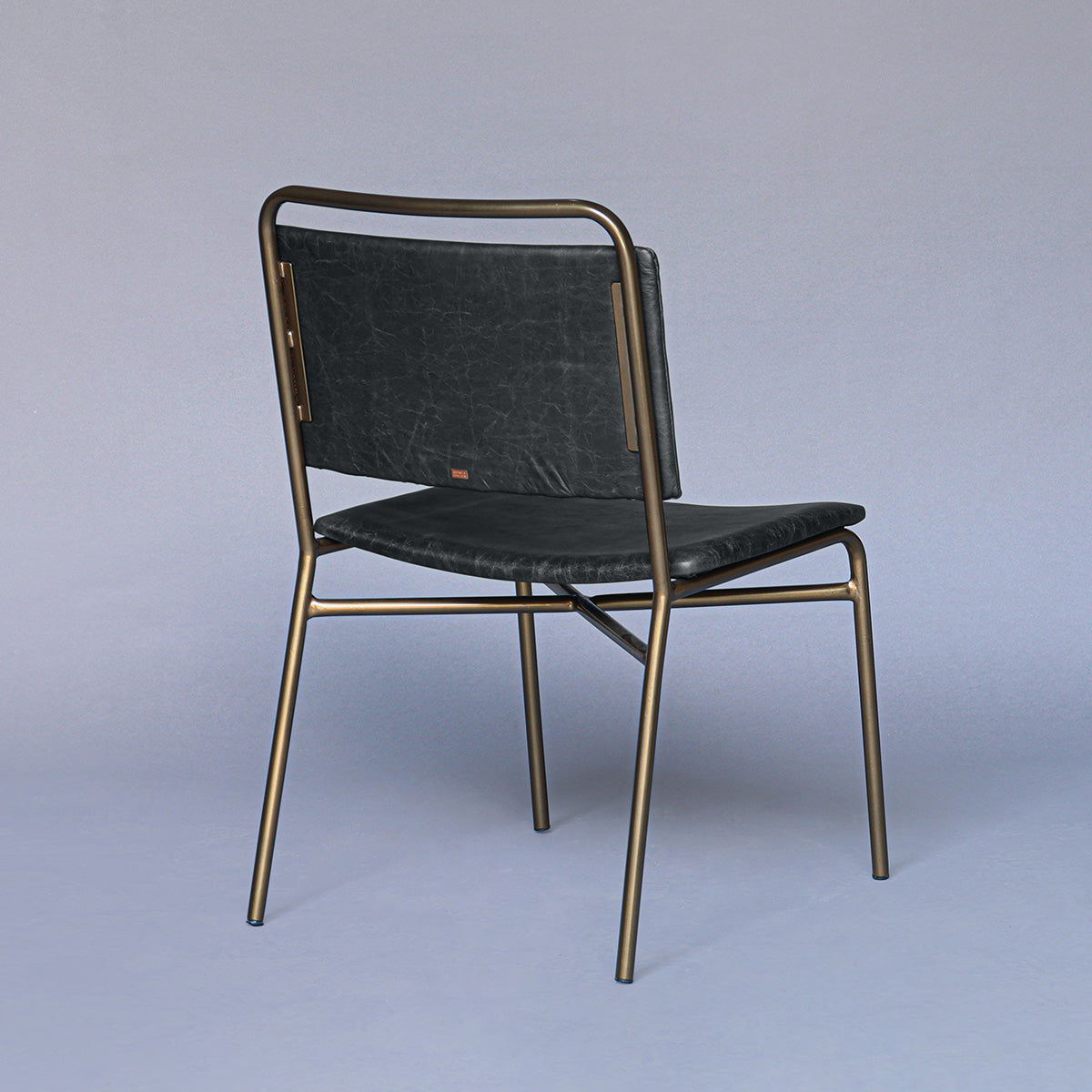 Silla Levna Cuero
