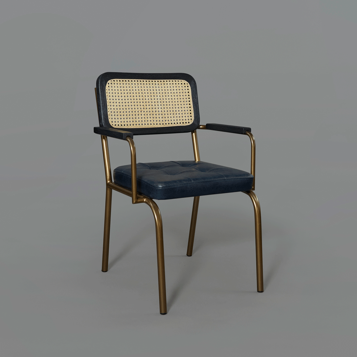 Silla con Brazos Stary Den Cuero